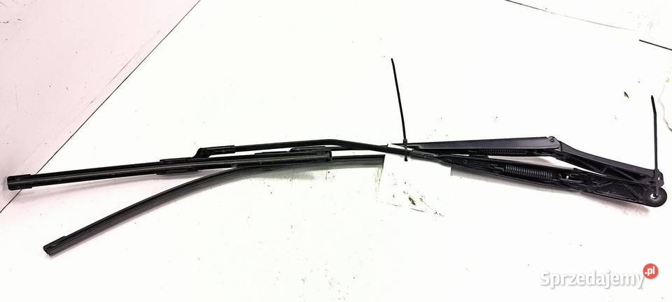 RAMIE WYCIERACZKI PRZÓD VOLKSWAGEN GOLF VII Pozostałe Lipno
