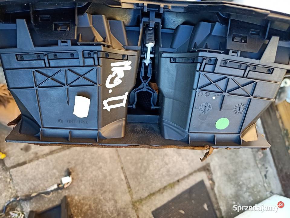 kratka nawiewu środkowa renault Megane II 2 Szczecin sprzedam