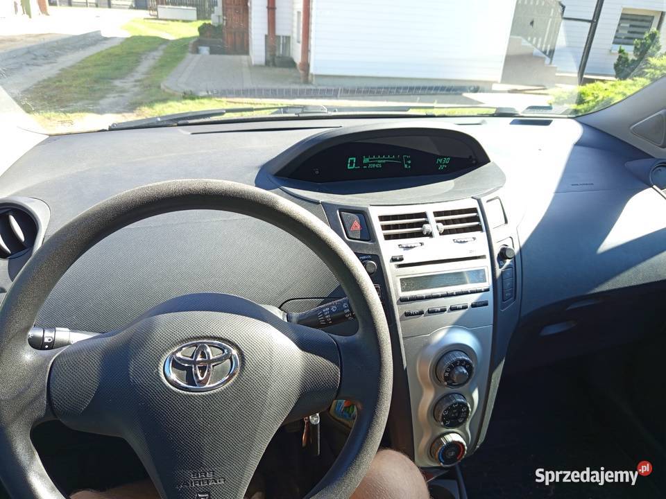 Toyota Yaris 10 2008 2090000km łódzkie Sieradz