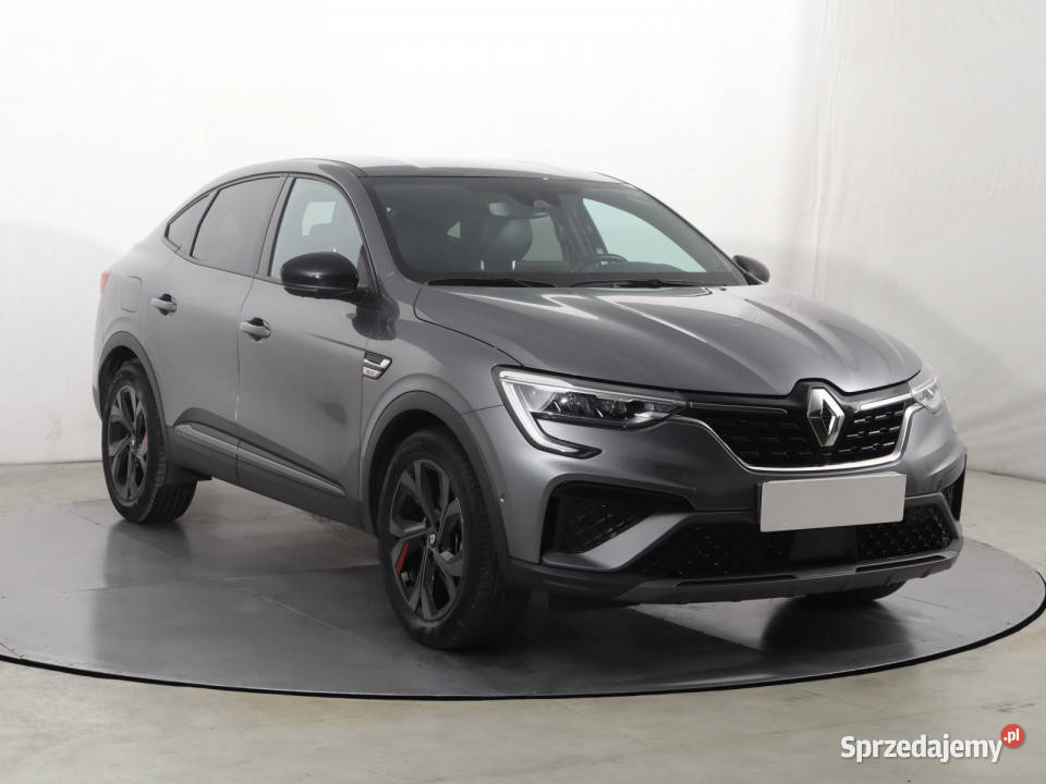 Renault Arkana ETech komputer pokładowy
