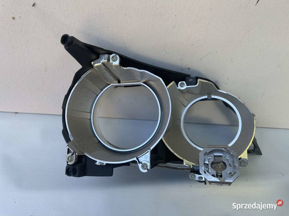 BMW E60 LIFT LEWA LAMPA NA CZĘŚCI osobowe Motoryzacja Ostroróg