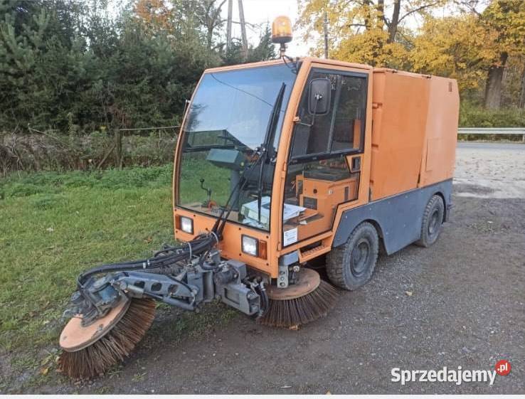 sprzedam zamiatarkę aebi Rok produkcji 2003 Piotrków Trybunalski