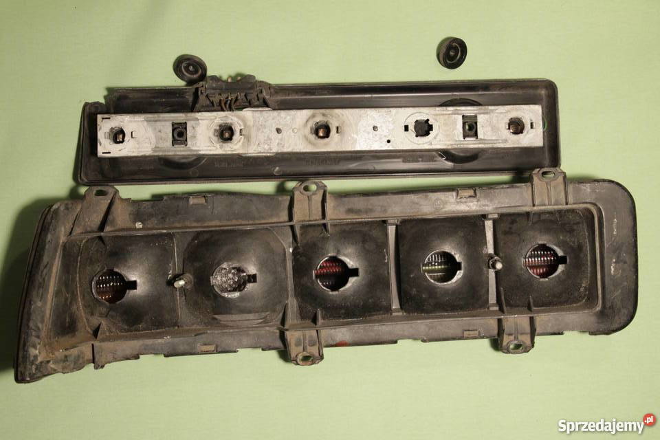 Lampa tył Mercedes W123 sedan Beczka lampy tylne Gdańsk