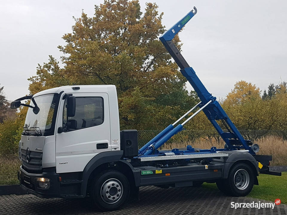 Mercedes ATEGO 1221 HAKOWIEC 4x2 KLIMA MANUAL DO Poręba