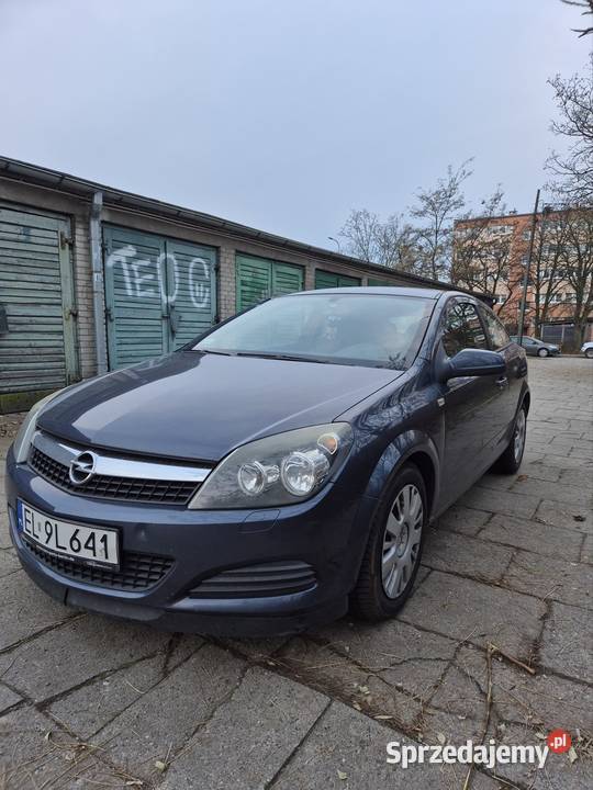 Opel Astra GTC 14 benzyna 2009 łódzkie Łódź