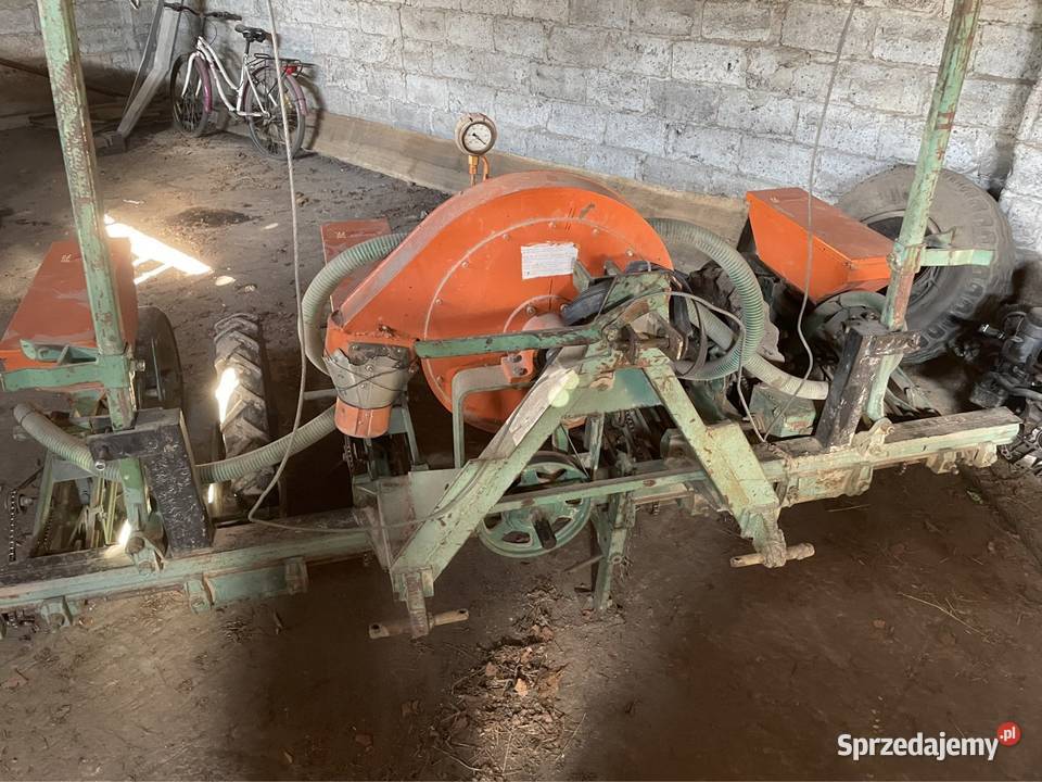 Siewnik do kukurydzy 4 rzędowy monoiair Radzyń Podlaski