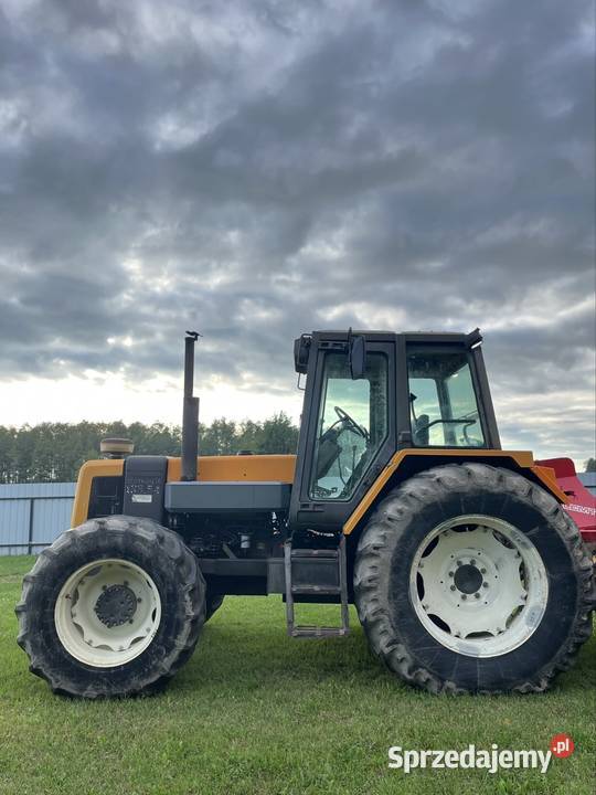 Renault 13354 Napęd 4x4 Rolnictwo Zbuczyn