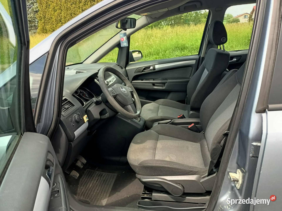 Opel Zafira Opel Zafira 19CDTI 120 05r 7os B 4/5 Tarnów sprzedam