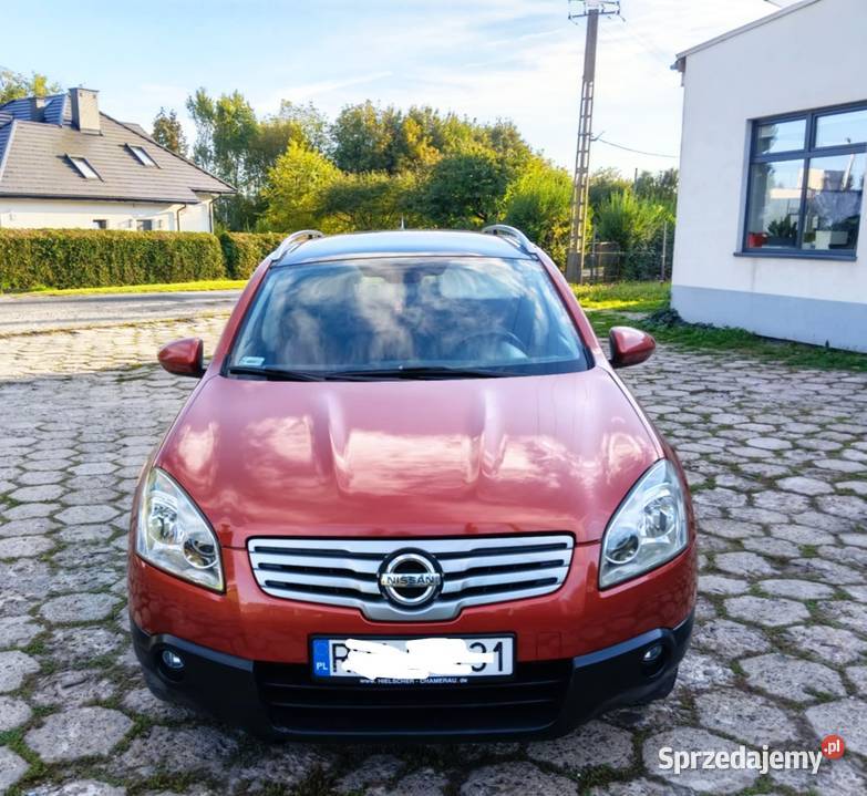 Ładny Nissan Qashqai 20 dCi 2009 7 osobowy napęd 4x4 Domaradz