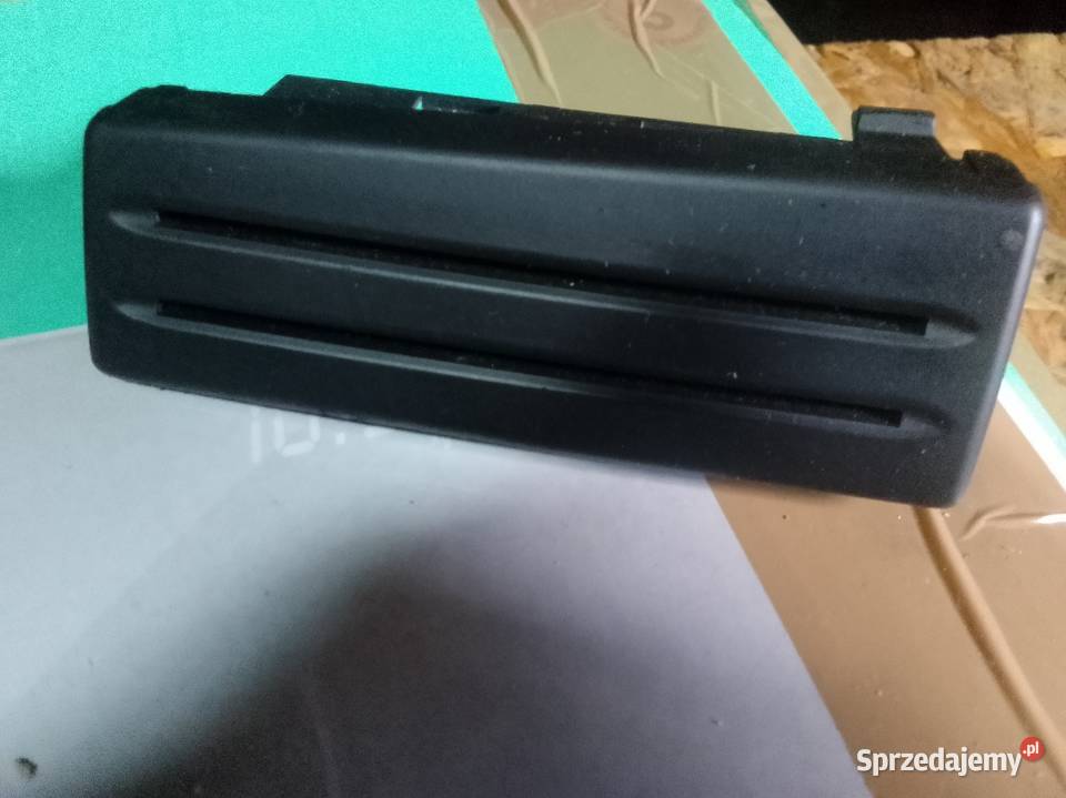 Kubek przedni VW Polo 9N 0109 2006 Cewice