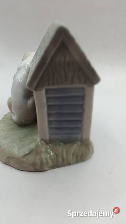 Figurka dekoracyjna pary psów budzie