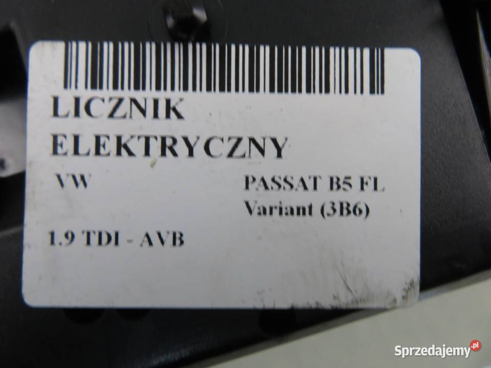 LICZNIK VW PASSAT B5 FL Variant 3B6 19 TDI PD osobowe małopolskie