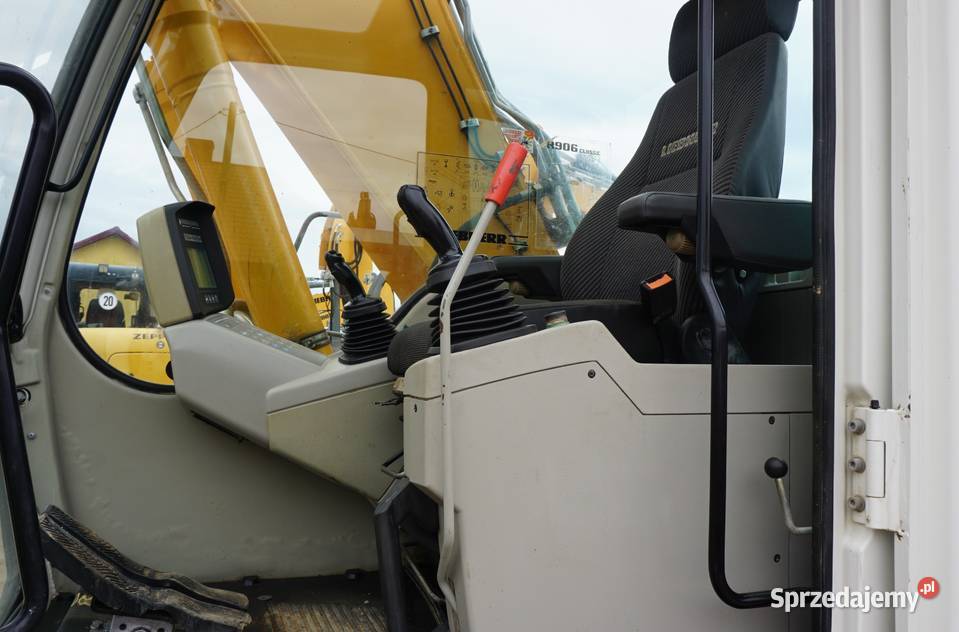 Koparka gąsienicowa Liebherr R 906 2010 Rok produkcji 2010 Jeziorko