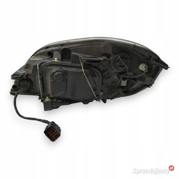 LAMPA PRAWA Volvo XC60 XENON SKRĘTNY prawy przód Chełm