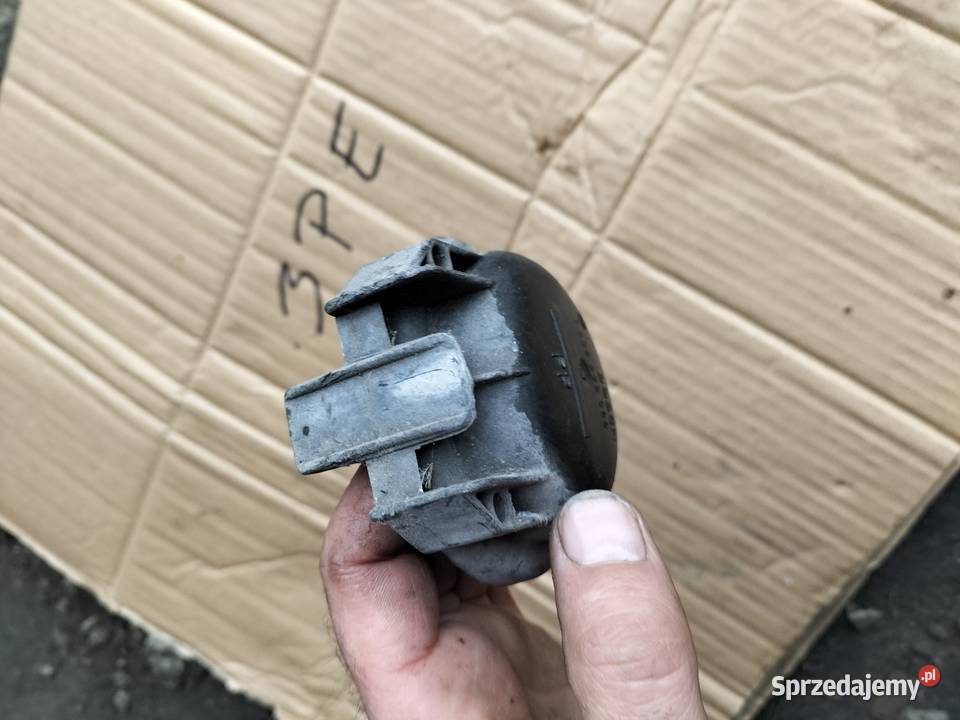 DEKIELEK LAMPY OSŁONA ŻARÓWEK MERCEDES W168