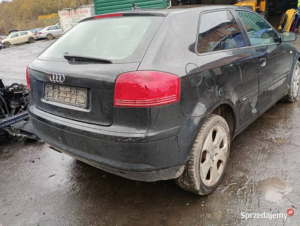 Audi A3 8P błotnik części transport FV dostawa dolnośląskie Wałbrzych sprzedam