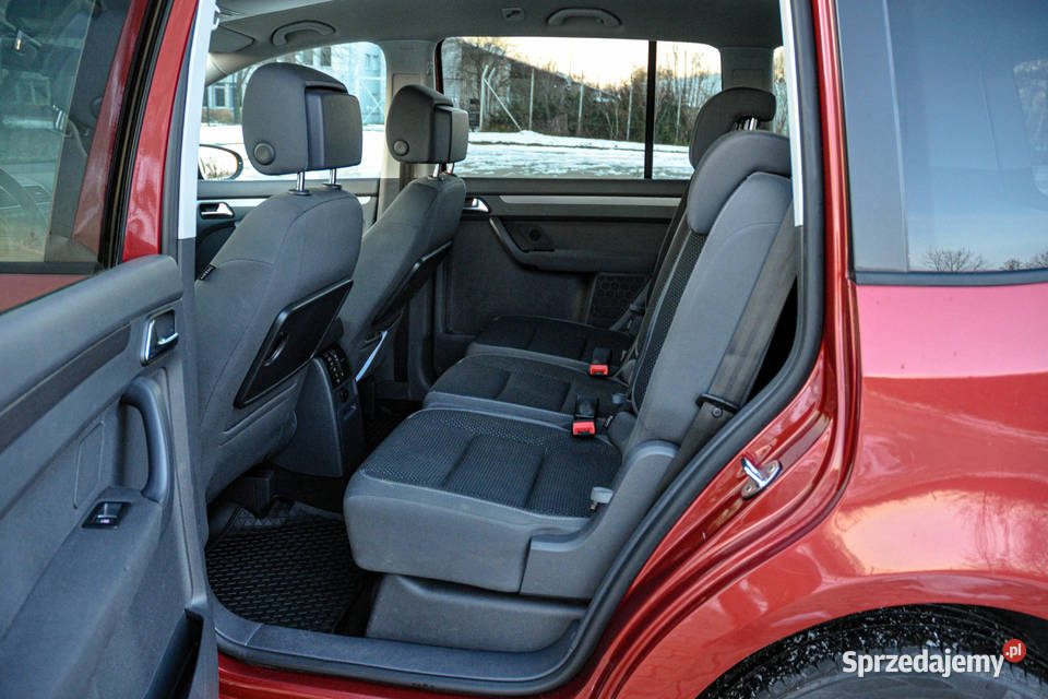 Volkswagen Touran 14TSI 2011 r 130