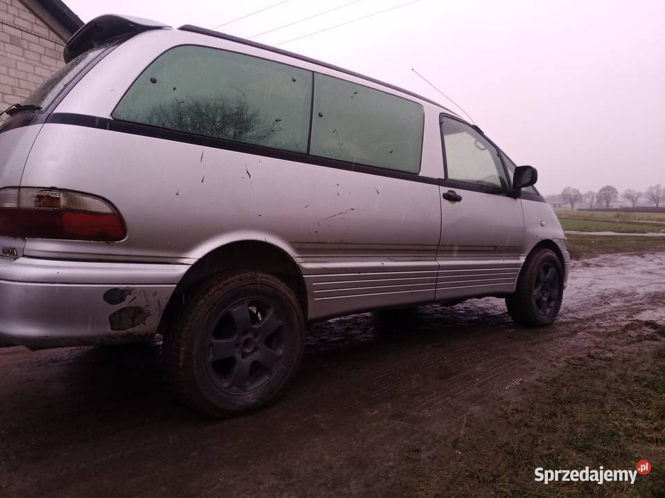 Toyota Previa Estima napęd 4x48osobowa Łosice