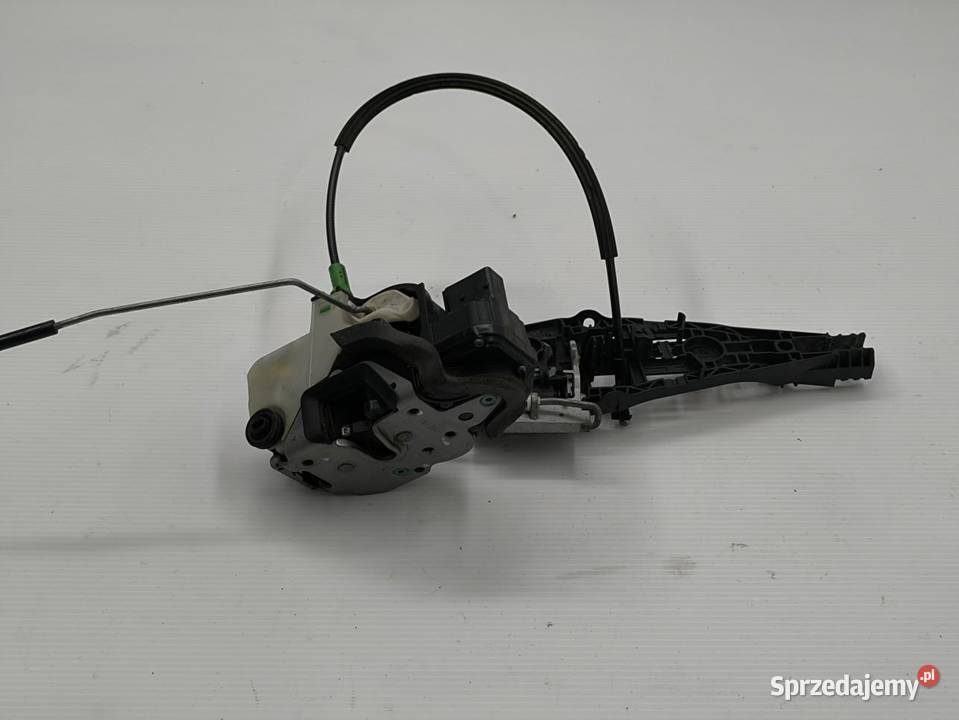 ZAMEK DRZWI PRAWY TYŁ OPEL INSIGNIA A 20CDTI osobowe wielkopolskie sprzedam