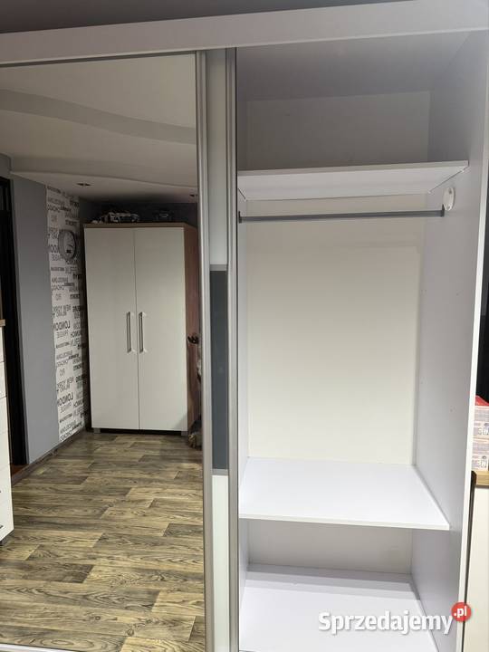 Sprzedam dużą szafę przesuwną Miejska Górka