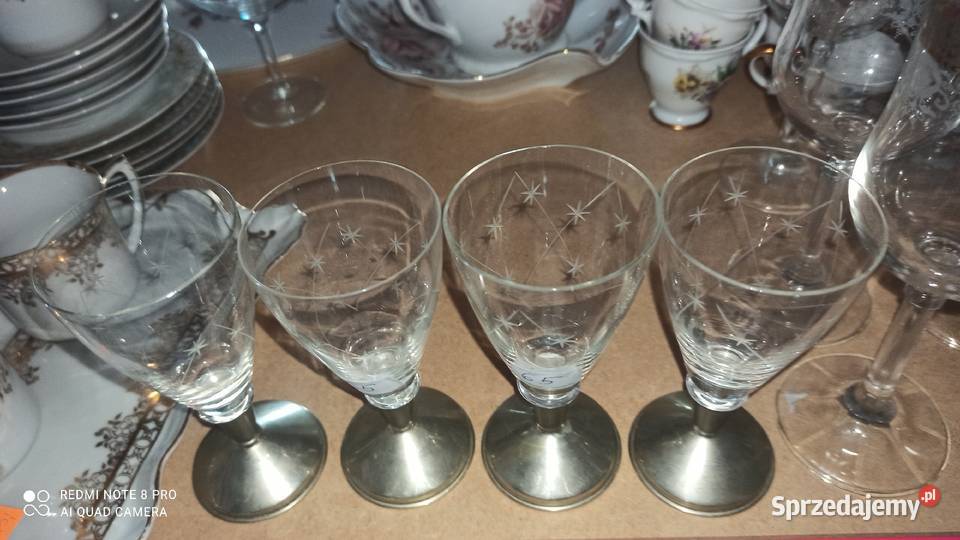 Kieliszek na cynowej nóżce
Szlif w gwiazdki pomorskie Gdańsk