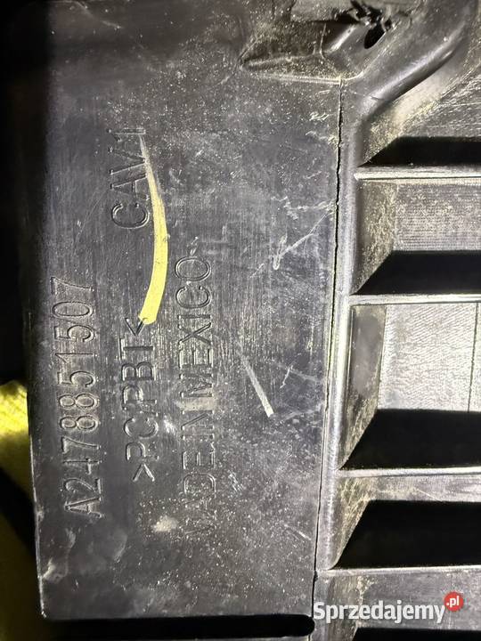 Sprzedam wzmocnienie górne zderzaka Mercedes GLB osobowe Krobia