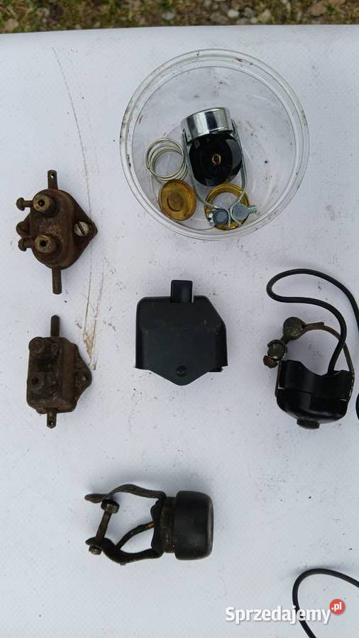 Przyciski sygnalu i przelaczniki rozne Motocykle na części Gryfów Śląski sprzedam