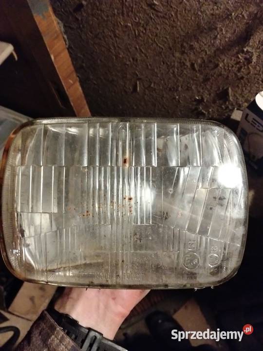Lampy przednie fiat 126p Gumieniec