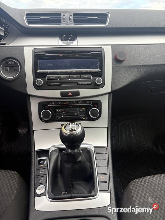 Passat B7 18 turbo 160 światła przeciwmgielne Wrocław
