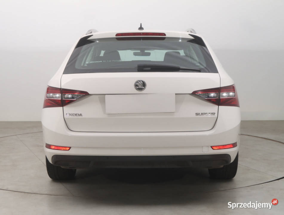 Skoda Superb 20 TSI Bielany Wrocławskie