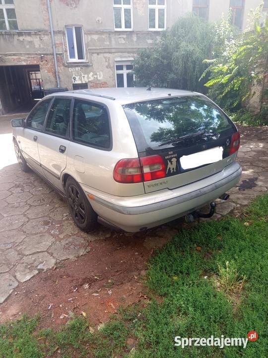Sprzedam Volvo V40 18 Benz Gaz V40 Łódź sprzedam