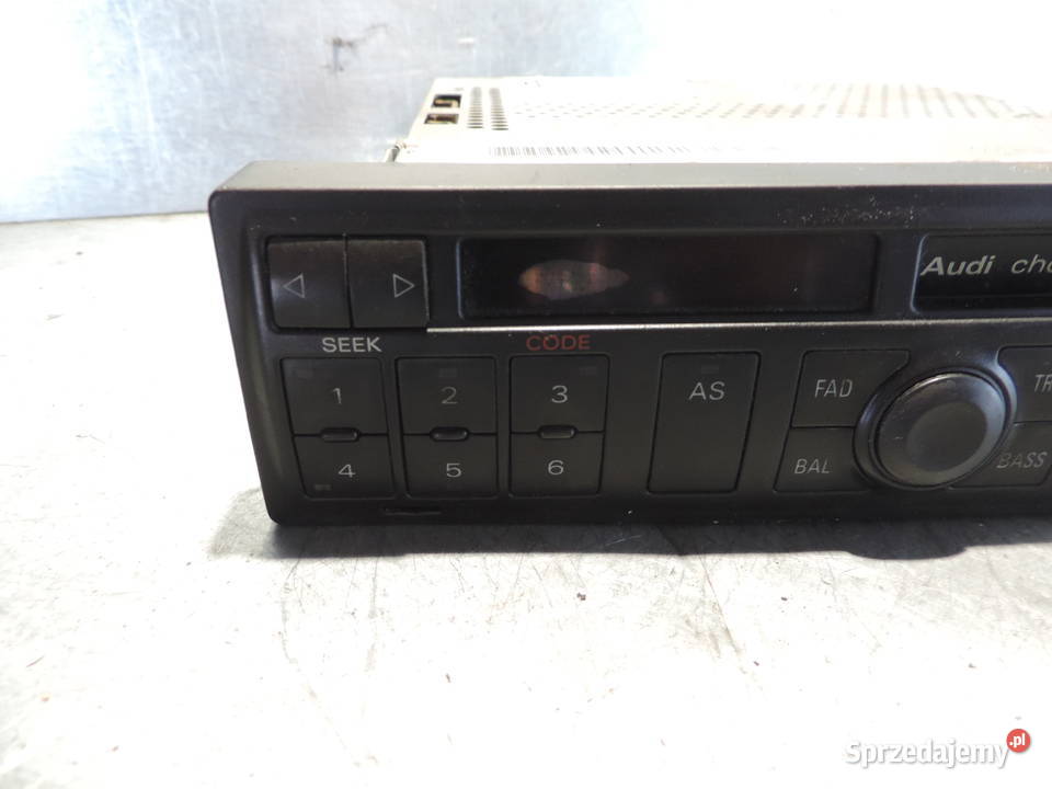 RADIO AUDI CHORUS KASETA AUDI A4 B5 4B0035152B osobowe Nowy Sącz