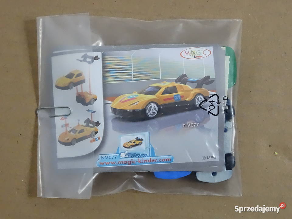 Seria Kinder Niespodzianka Auto Wyścigówki Biłgoraj sprzedam