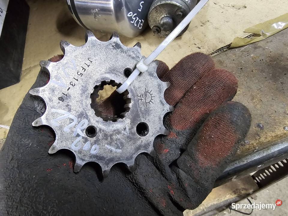 Kawasaki ZZR 600 zębatka napędowa nakrętka Jelenia Góra
