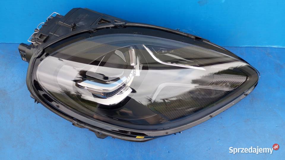 LAMPA PRAWY PRZÓD FULL LED EU 95B941010BB Lampy przednie wielkopolskie