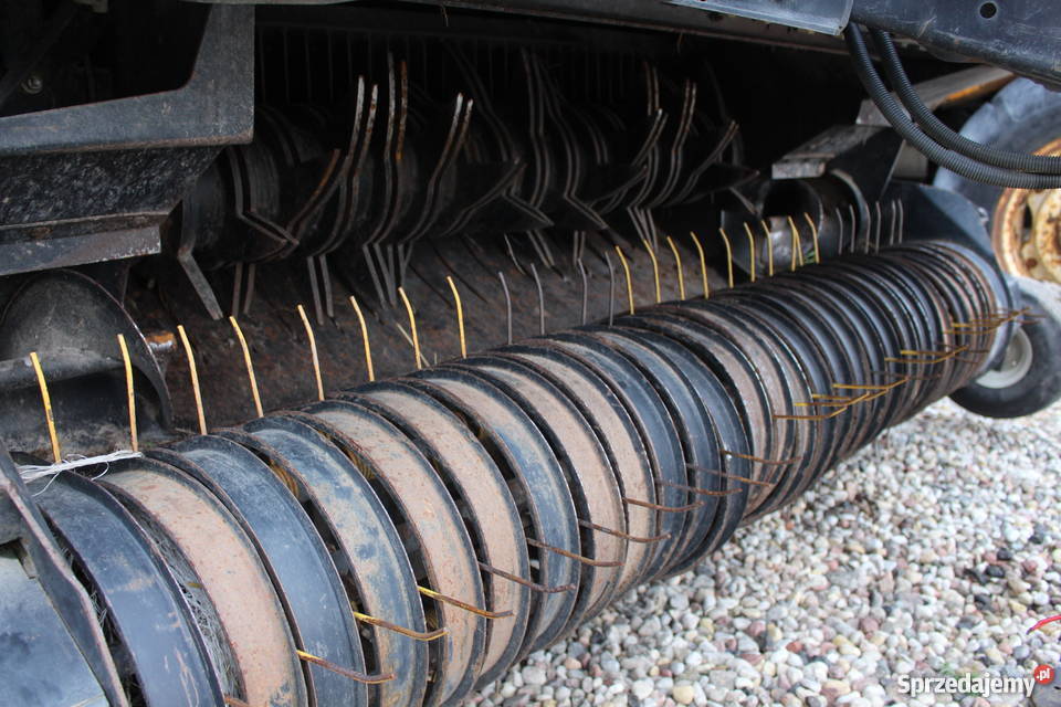 Holland BR 560A 2007 Prasa Rolujące (belujące)