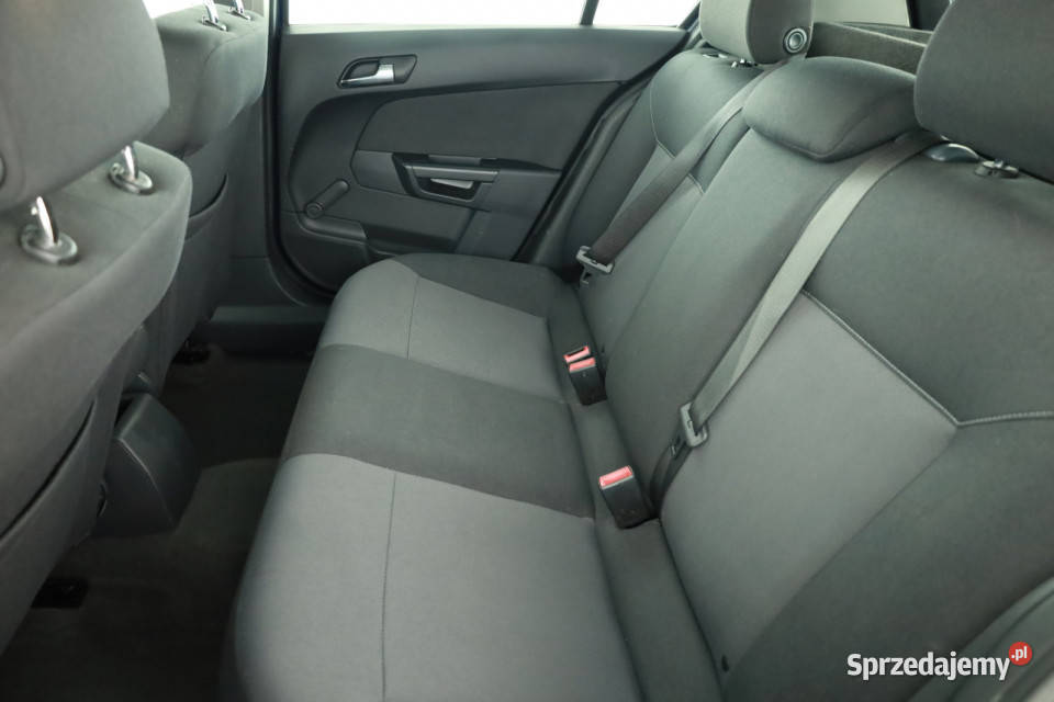 Opel Astra 16 16V benzyna Astra Piaseczno