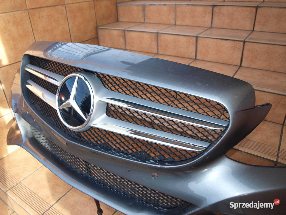 Mercedes C klasa W205 zderzak przód grill