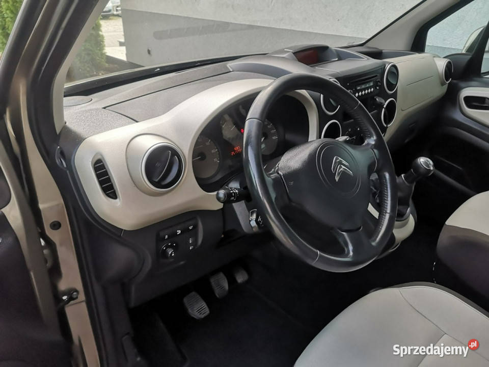 Citroen Berlingo 16 HDI 92 Klima Tempomat Kamera kurtyny powietrzne Strzegom sprzedam