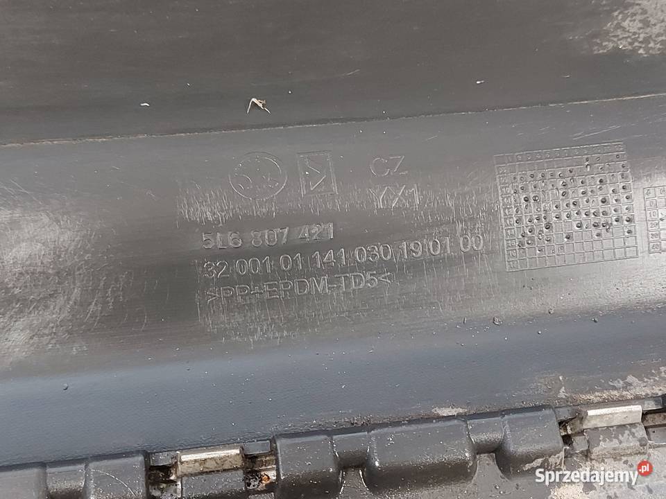 SKODA YETI 12r zderzak tył 5L6807421 osobowe Zderzaki Kielce