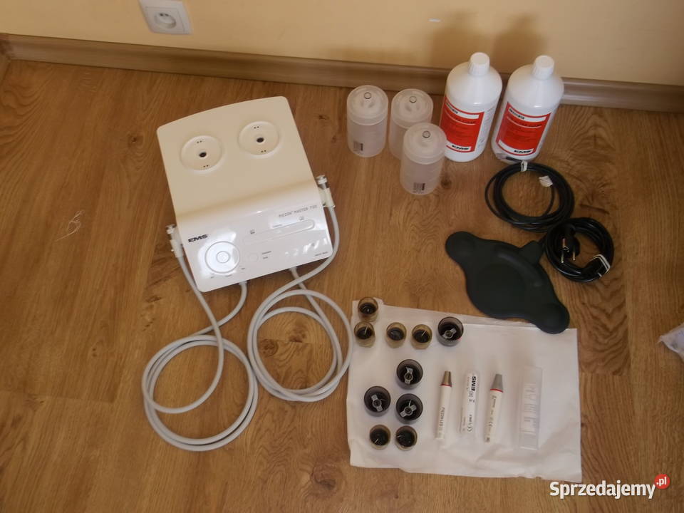 EMS Master Piezon 700 skaler stomatologiczny
