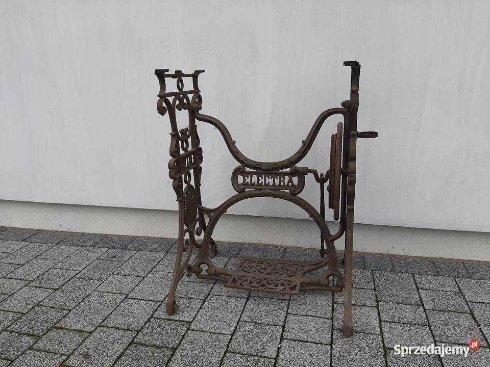 Nogi starej maszyna do szycia ELEKTRA Leszno