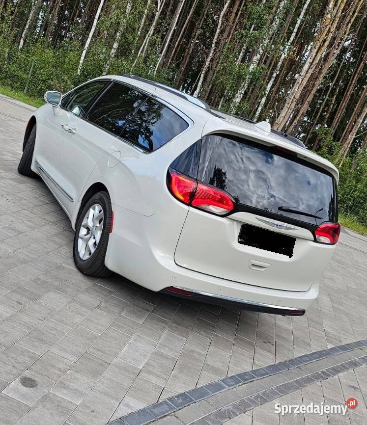 Chrysler Pacifica Limited 168000km Poznań