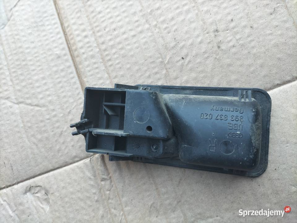 AUDI 80 B4 80B4 893837020 R UCHWYT KLAMKI Kamień-Kolonia