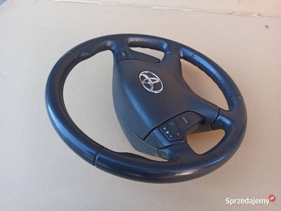 Toyota Avensis T25 Lift kierownica skórzana Kierownice