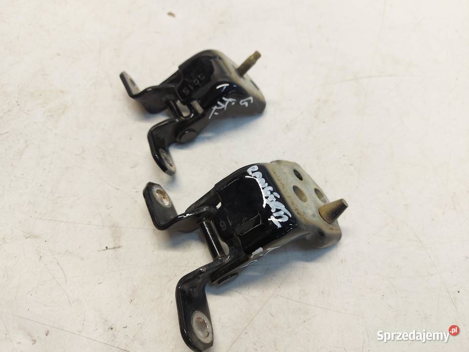 Ford Ranger VI 6 2024r ZAWIAS DRZWI PRAWY TYŁ osobowe Zawiasy, bolce i prowadnice