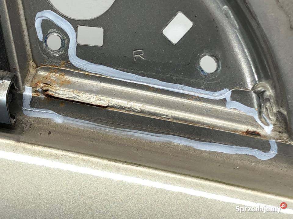 DRZWI PRZÓD PRAWE KIA SPORTAGE III SUV