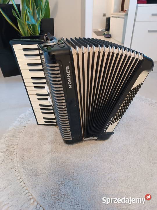 Akordeon hohner arietta 72 basy Pozostałe Ropczyce