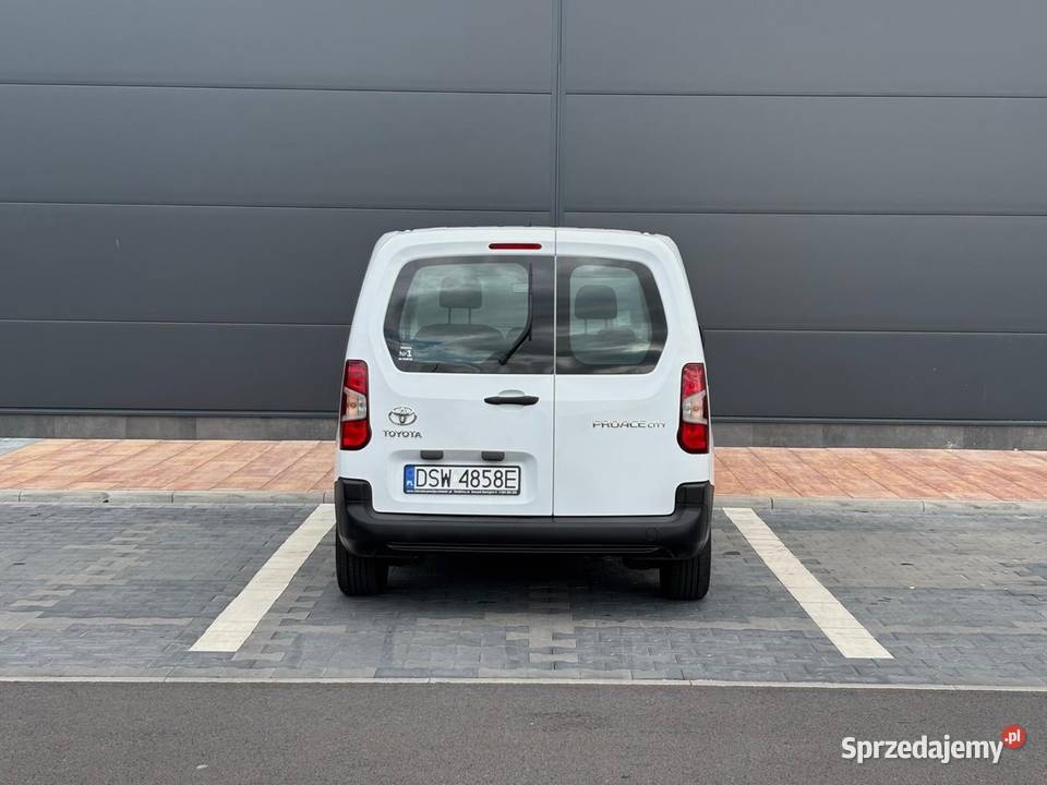 Toyota Proace City Verso 12 D4T Business ProAce Verso dolnośląskie Świdnica