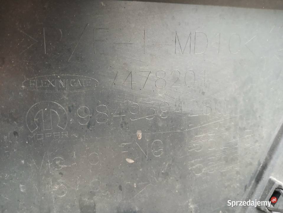 ZDERZAK PRZÓD EXPERT III LIFT VIVARO C LIFT Drezdenko